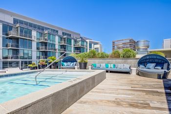 Modern rooftop infinity pool